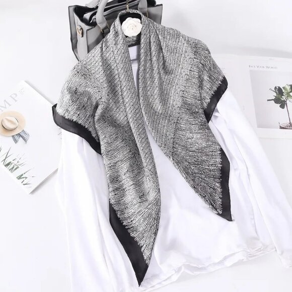 NEW White Black Square Printed Silky Fashion Scarf Geometric Links Fine Lines - Picture 1 of 7